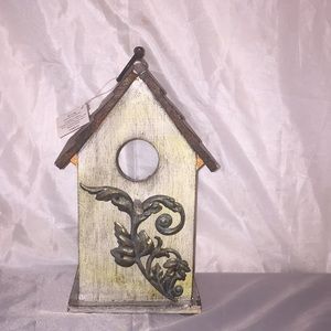 NWT Beautiful bird house! NEVER used!! 🐦 🏠 💙
